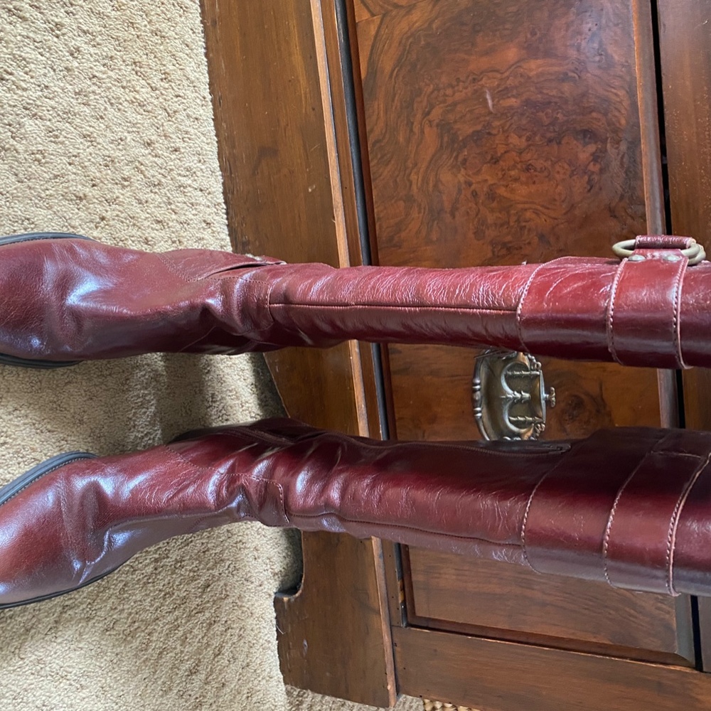 Nine West Boots with heal - Picture 2 of 6